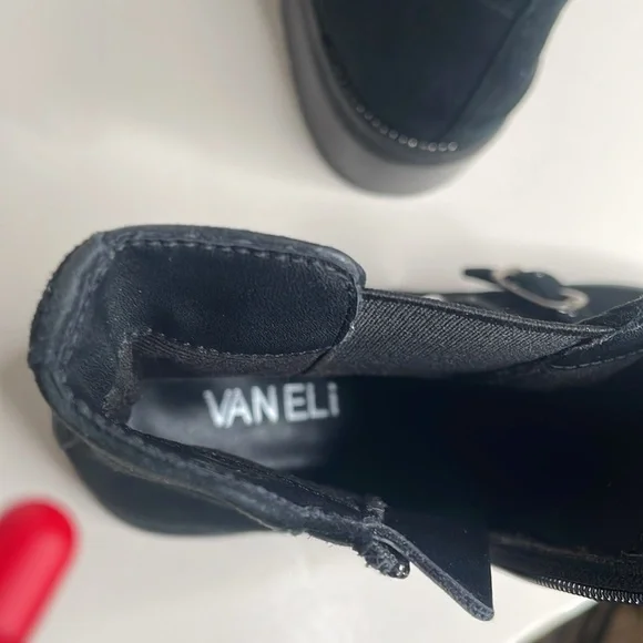Vaneli M black suede leather kiltie ankle boot with silver toned studs, size 8N - Picture 6 of 11